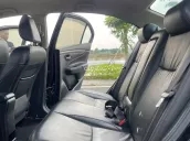 Bán xe sedan cỡ B rộng rãi nhất phân khúc, màu đen sang trọng