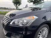 Bán xe sedan cỡ B rộng rãi nhất phân khúc, màu đen sang trọng