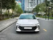 Xe mới tinh zin 100%, thiếu đúng cái thùng là như showroom