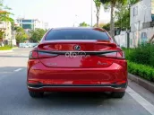 Trang bị hiện đại, an toàn tối ưu chuẩn Lexus