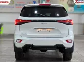 SUV 7 chổ màu trắng bản 1 cầu số tự động mới nhất