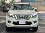 Xe tốt. Cam kết chính hãng- 7 chổ