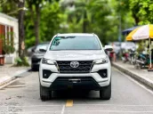 Toyota Fortuner 2024 tại Hà Nội