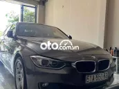 BMW 3 Series 2013 320i - 93000 km
