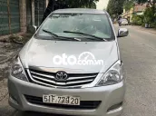 Toyota Innova 2009 G - 200000 km