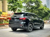 Phiên bản Luxury màu đen sang trọng