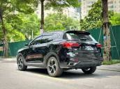 Phiên bản Luxury màu đen sang trọng