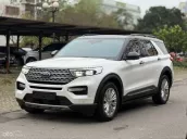 Xe siêu lướt 2 vạn km, chủ giữ gìn