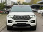 Xe siêu lướt 2 vạn km, chủ giữ gìn