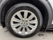 Xe siêu lướt 2 vạn km, chủ giữ gìn