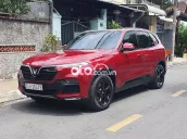 Vinfast Lux SA Base 2019 - odo chuẩn 13.000km