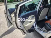 Kia Rio 2016 1.4 AT Sedan - 85000 km