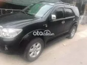 Toyota Fortuner 2010 2.7V 4x4 AT - 900000 km