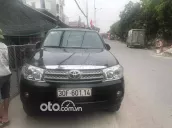 Toyota Fortuner 2010 2.7V 4x4 AT - 900000 km
