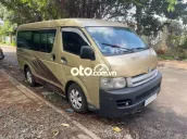 Toyota Hiace 2006 - van 3 chỗ. 1234 km