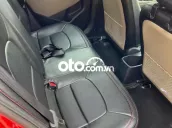 Kia Rio 2016 1.4 AT Sedan - 84000 km