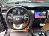 Bán Toyota Fortuner 2.4AT MÁY DẦU số tự động sx 2019