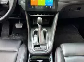 Xe lướt 3 vạn km, màu đen sang trọng