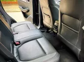 Xe lướt 3 vạn km, màu đen sang trọng