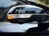 Xe lướt 3 vạn km, màu đen sang trọng
