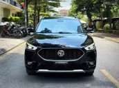 Xe lướt 3 vạn km, màu đen sang trọng