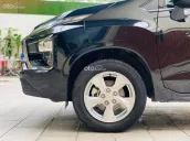 Xe gia đình 7 chỗ nhập khẩu nguyên chiếc