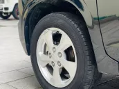 Xe gia đình 7 chỗ nhập khẩu nguyên chiếc