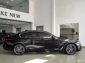BMW 520i Luxury Line 2022 lướt nhẹ 23.000km cực đẹp