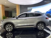 SUV Lai Xăng Điện Đột Phá, Dành Cho Gia Đình Sang Trọng