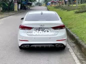 Hyundai Elantra 2019 1.6 MT đẹp xuất sắc zin 100%