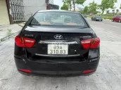 Hyundai Avante 2011 số tự động