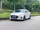 Hyundai Elantra 2019 1.6 MT đẹp xuất sắc zin 100%