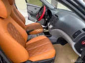 Hyundai Avante 2011 số tự động