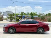 Toyota camry 2.5Q - 18000 km