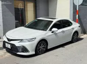 Toyota Camry 2.5Q 2021