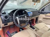 Ford Everest 2.5L 4x2 AT 2011