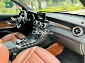 MERCEDES GLC300 4MATIC 2018 Trắng.Nâu 1 Chủ Từ Mới