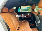 MERCEDES GLC300 4MATIC 2018 Trắng.Nâu 1 Chủ Từ Mới