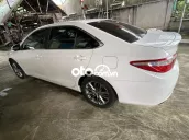 Toyota Camry 2015 SE 2.5 AT - 140000 km