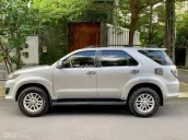 Chính chủ bán xe Toyota Fortuner bản V full option
