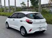 Xe cực hot, chủ đi giữ gìn