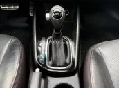 Xe nhập nguyên chiếc, trang bị full option