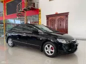 Sedan 5 chỗ số tự động, nổi tiếng lành bền, tiết kiệm