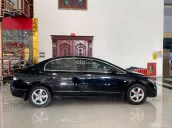 Sedan 5 chỗ số tự động, nổi tiếng lành bền, tiết kiệm