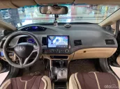 Sedan 5 chỗ số tự động, nổi tiếng lành bền, tiết kiệm