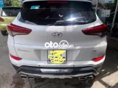 Hyundai Tucson 2017 2.0 AT CRDi - 60000 km