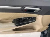 Sedan 5 chỗ số tự động, nổi tiếng lành bền, tiết kiệm