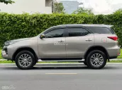 Xe siêu lướt tại hãng, chủ giữ gìn