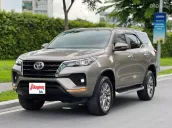 Xe siêu lướt tại hãng, chủ giữ gìn