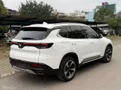 Xe vào viền kính crom như bản Plus, lắp thêm ghế điện, cốp điện, cam 360